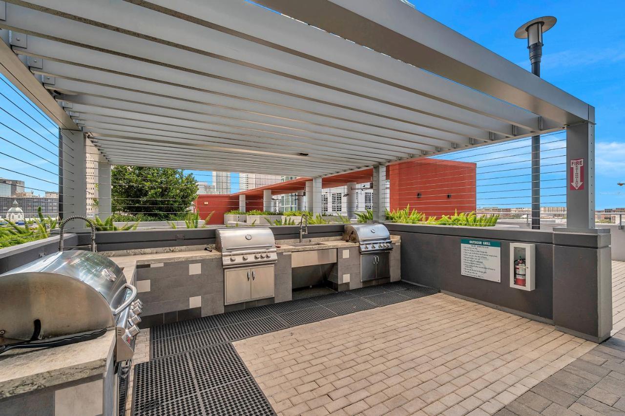 Luxury 1 Bedroom With Den Downtown Tampa Apt - City Views, Rooftop Pool, Workspace Dış mekan fotoğraf